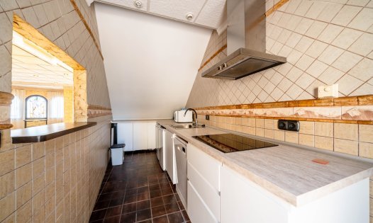 Resale - Luxury Villas -
Orihuela Costa - La Zenia