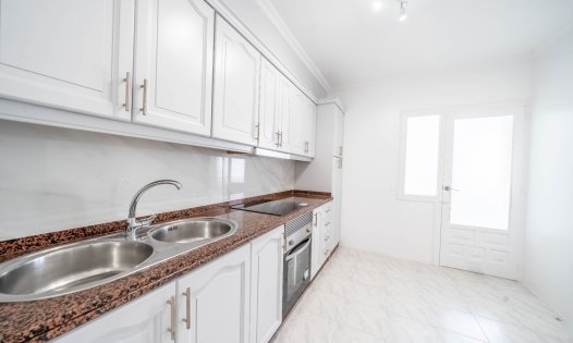 Resale - Apartments -
Torrevieja - Centro - Torrevieja