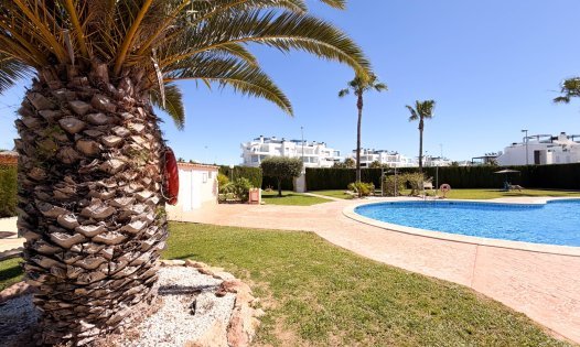 Herverkoop - Villa's -
Orihuela Costa - Punta Prima