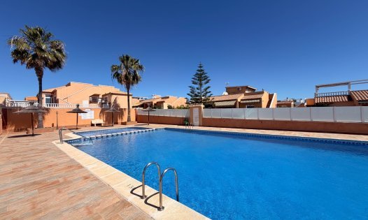 Resale - Villas -
Orihuela Costa - Punta Prima