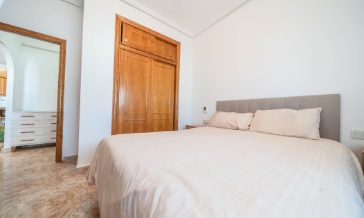 Resale - Villas -
Orihuela Costa - Punta Prima
