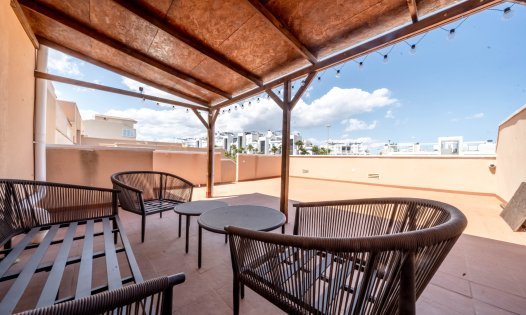 Resale - Villas -
Orihuela Costa - Punta Prima