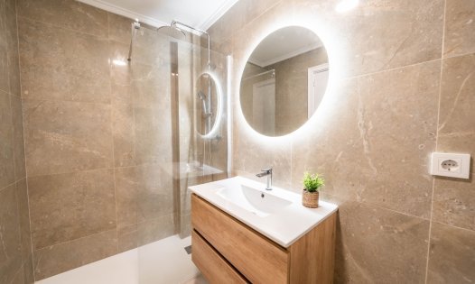 Resale - Apartments -
Torrevieja - Centro - Torrevieja