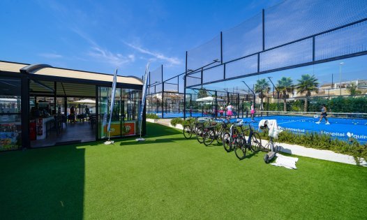 Resale - Apartments -
Orihuela Costa - Playa Flamenca