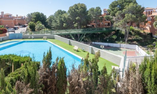 Resale - Apartments -
Orihuela Costa - Playa Flamenca