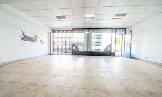 Resale - Building -
Pilar de la Horadada