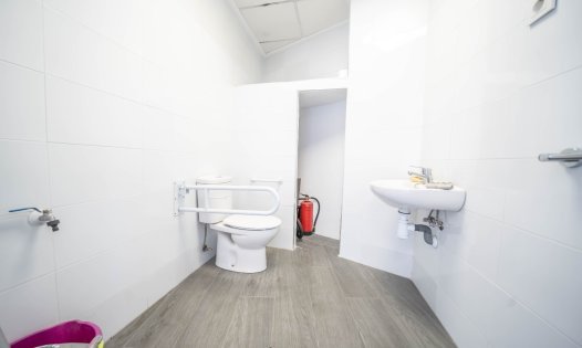 Resale - Commercial premises -
Torrevieja