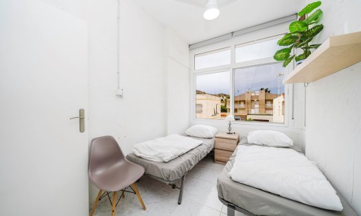 Resale - Apartments -
Los Urrutias