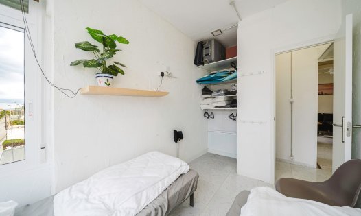 Resale - Apartments -
Los Urrutias