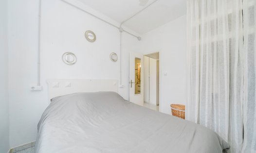 Resale - Apartments -
Los Urrutias