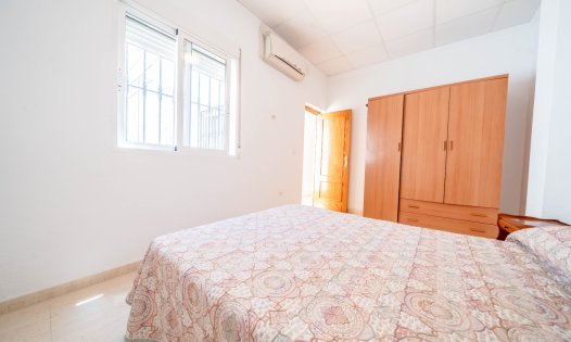 Revente - Maisons mitoyennes -
Pilar de la Horadada