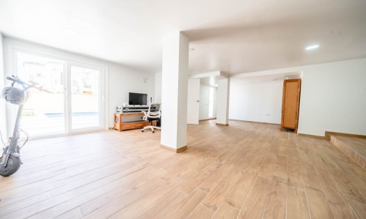 Resale - Villas -
Orihuela Costa - Villamart&iacute;n