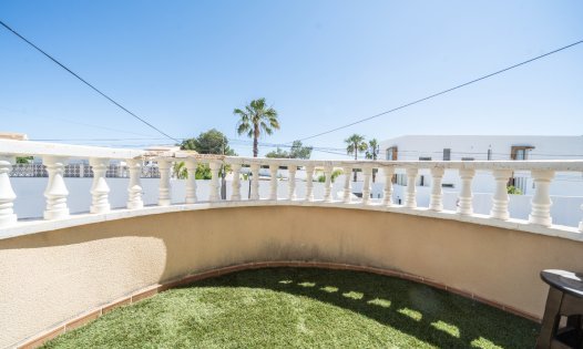 Resale - Villas -
Orihuela Costa - Villamart&iacute;n