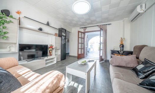 Långtidsuthyrning - Bungalows -
Pilar de la Horadada - Mil Palmeras
