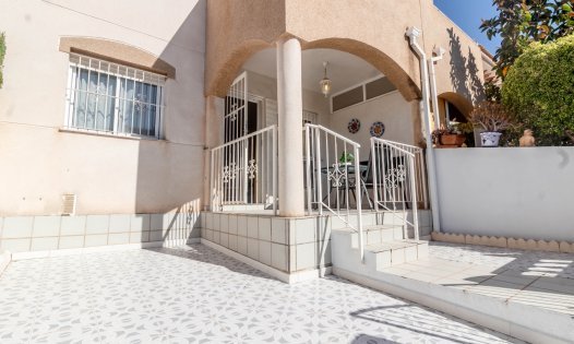 Segunda mano - Casas Adosadas -
Torrevieja - Aguas Nuevas - Torrevieja