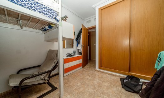 Återförsäljning - Radhus -
Roldán