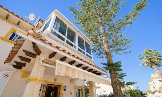 Resale - Villas -
Orihuela Costa - La Regia