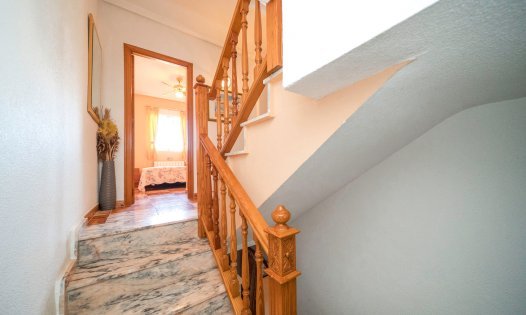 Resale - Villas -
Orihuela Costa - La Regia