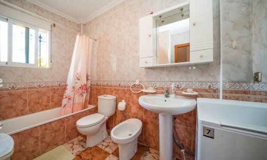 Resale - Villas -
Orihuela Costa - La Regia