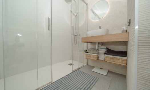Revente - Villas -
Roldán