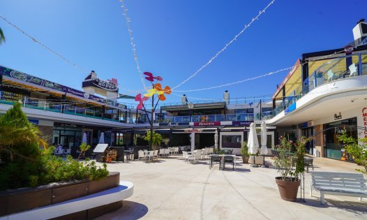 Obra nueva - Villas -
Pilar de la Horadada