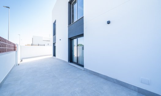 Återförsäljning - Bungalows -
Pilar de la Horadada