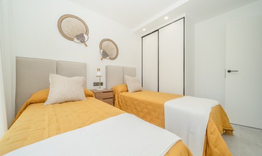 Återförsäljning - Bungalows -
Pilar de la Horadada