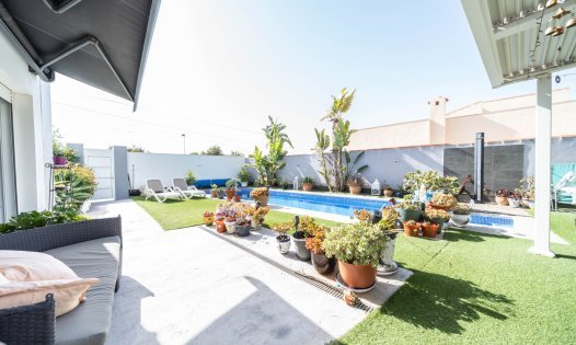 Videresalg - Villaer -
Torrevieja - La Torreta - Torrevieja