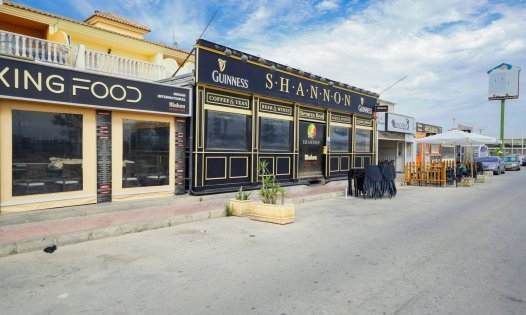 Videresalg - Villaer -
Torrevieja - La Torreta - Torrevieja
