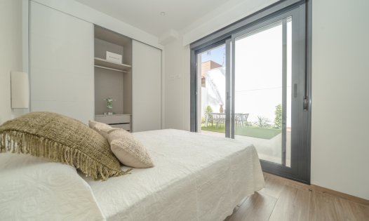 Neue Gebäude - Villen -
San Pedro del Pinatar
