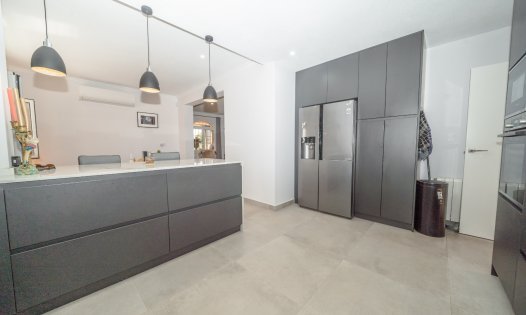 Wiederverkauf - Villen -
Murcia - GEA Y TRUYOLS