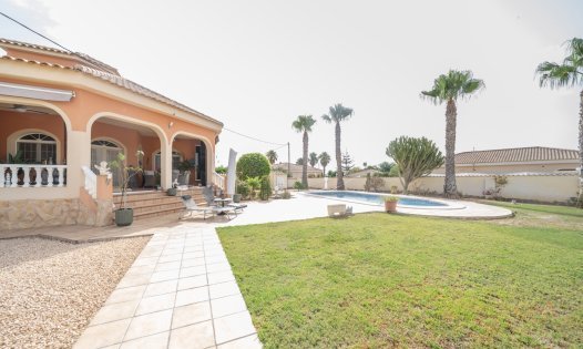 Wiederverkauf - Villen -
Murcia - GEA Y TRUYOLS