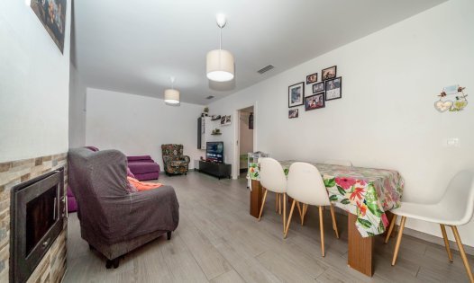 Återförsäljning - Radhus -
Pilar de la Horadada