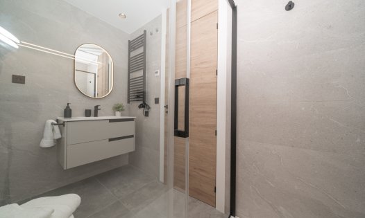 Återförsäljning - Lyxvillor -
Alcázares, Los - Los Alc&aacute;zares