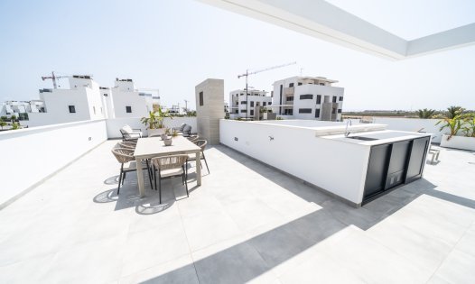 Återförsäljning - Lyxvillor -
Alcázares, Los - Los Alc&aacute;zares