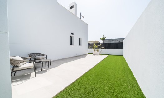 Återförsäljning - Lyxvillor -
Alcázares, Los - Los Alc&aacute;zares