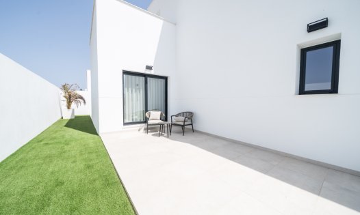 Återförsäljning - Lyxvillor -
Alcázares, Los - Los Alc&aacute;zares