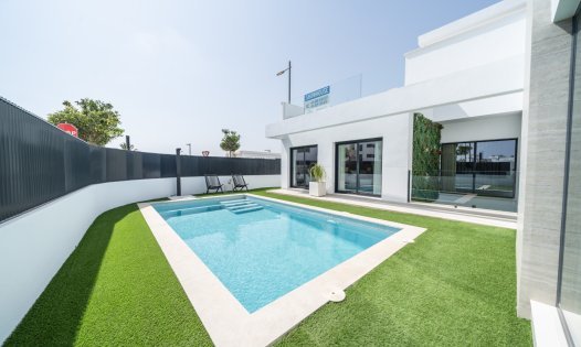 Återförsäljning - Lyxvillor -
Alcázares, Los - Los Alc&aacute;zares