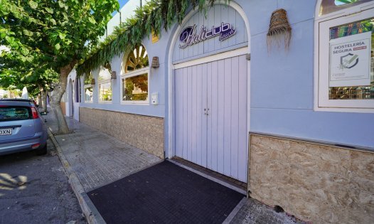 Återförsäljning - Lyxvillor -
Alcázares, Los - Los Alc&aacute;zares