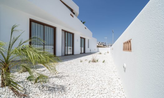 Obra nueva - Villas -
Polop de La Marina 
