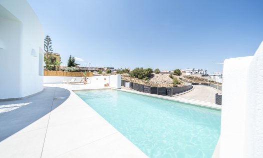 Obra nueva - Villas -
Polop de La Marina 