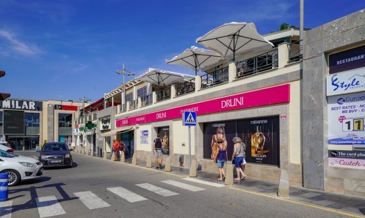 Segunda mano - Apartamentos -
Torrevieja - Punta Prima