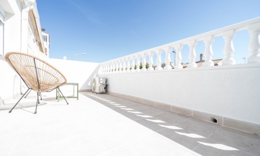 Wiederverkauf - Reihenhäuser -
Torrevieja - Cabo Cervera - Torrevieja