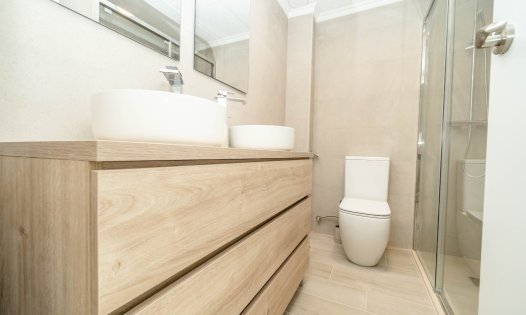 Wiederverkauf - Reihenhäuser -
Torrevieja - Cabo Cervera - Torrevieja