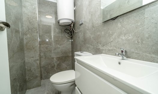 Wiederverkauf - Reihenhäuser -
Torrevieja - Cabo Cervera - Torrevieja