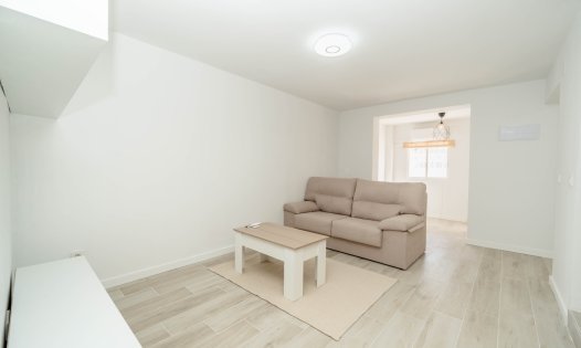 Wiederverkauf - Reihenhäuser -
Torrevieja - Cabo Cervera - Torrevieja