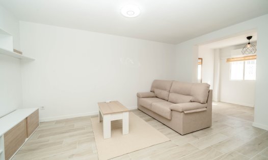 Wiederverkauf - Reihenhäuser -
Torrevieja - Cabo Cervera - Torrevieja