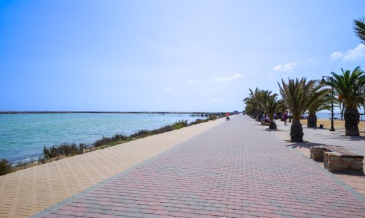 Wiederverkauf - Reihenhäuser -
San Pedro del Pinatar