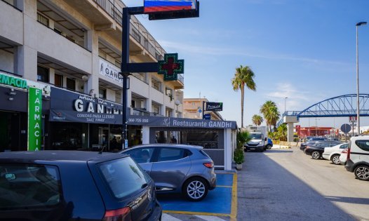 Segunda mano - Apartamentos -
Torrevieja - Punta Prima