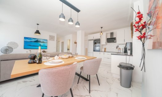Segunda mano - Apartamentos -
Torrevieja - Punta Prima